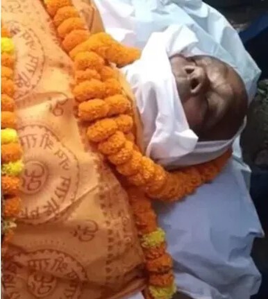 印度七旬老人假死测试谁关心他 印度七旬老人假死测试谁关心他